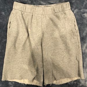 Rosa Sweatshorts 🦋